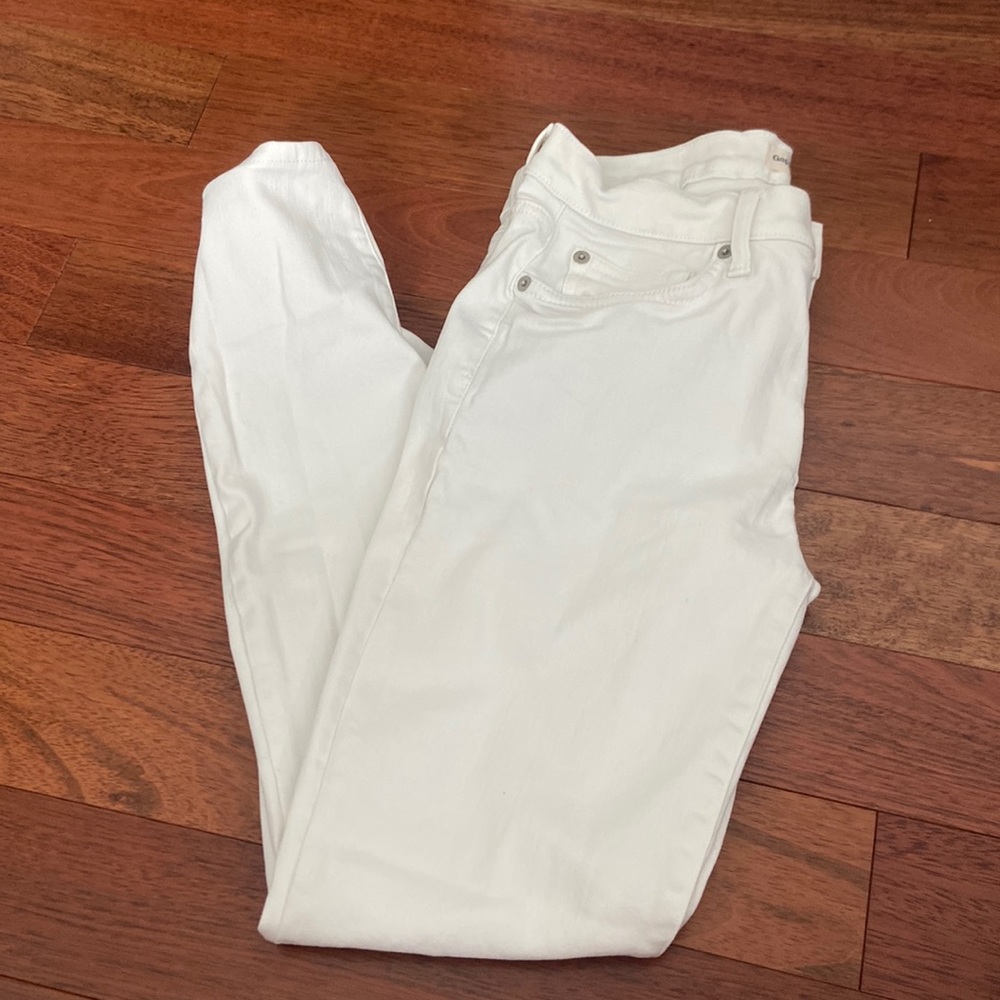 WHITE GAP SKINNY JEANS